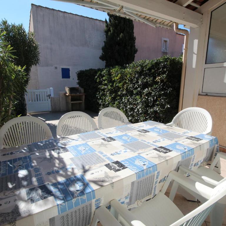Villa 4 couchages terrasse sud parking piscine commune dans résidence sécurisée à 200m de la mer LRMA34 - Maison 2 Chambres - 8