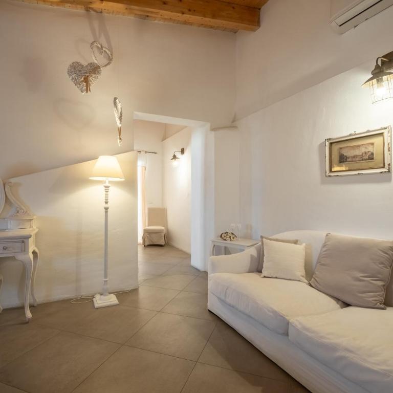 Dimoras Boutique Rooms - Camera King con Balcone - 4
