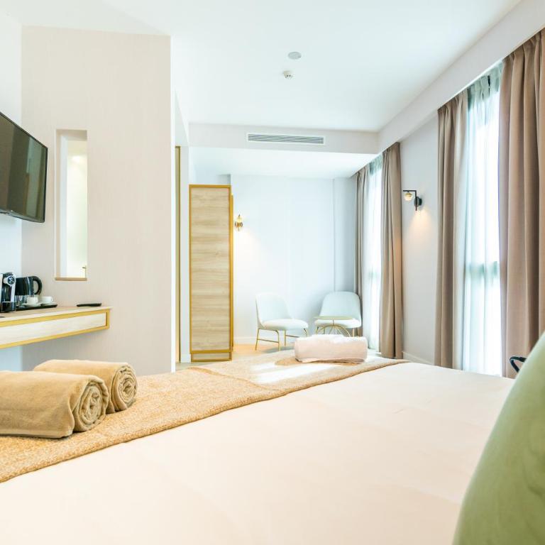 Hotel Málaga Vibes - Habitación Superior con cama extragrande - 8