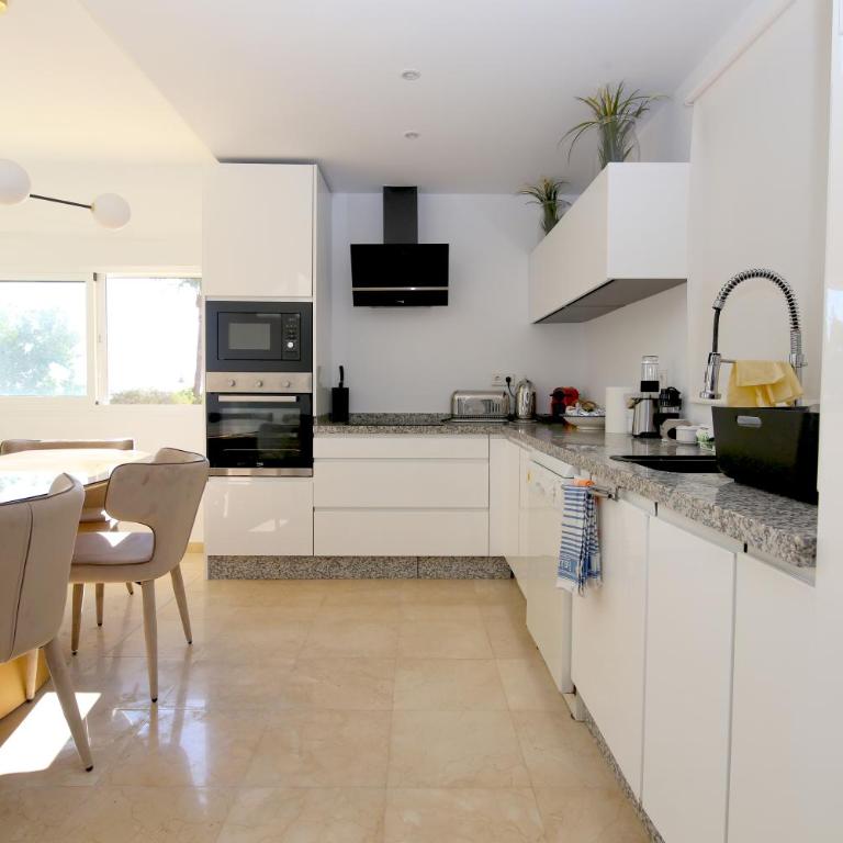 Estepona Port Apartment AISHA - Apartamento de 2 dormitorios - 19