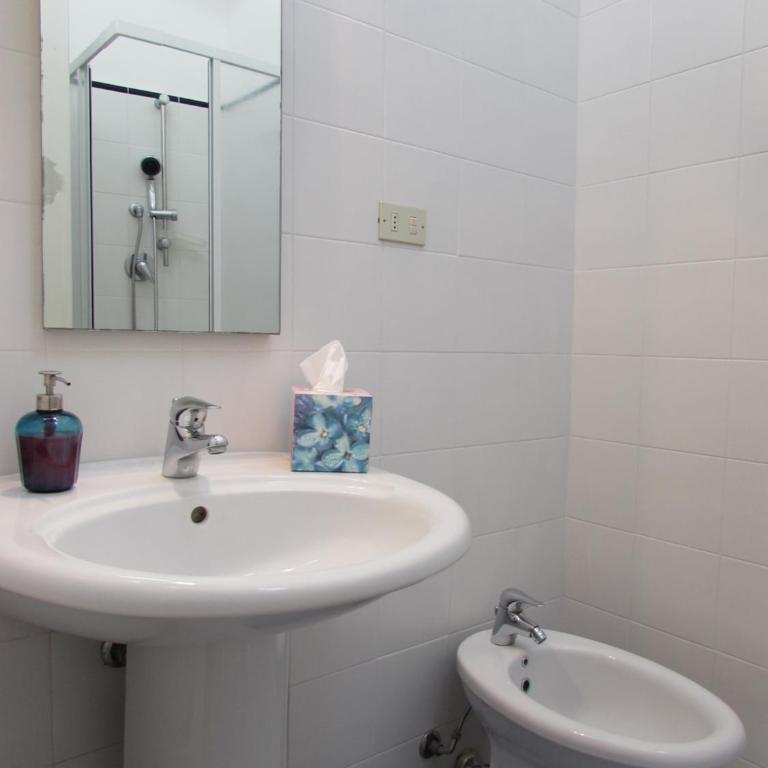 Le Terrazze - Apartment with Balcony - 2