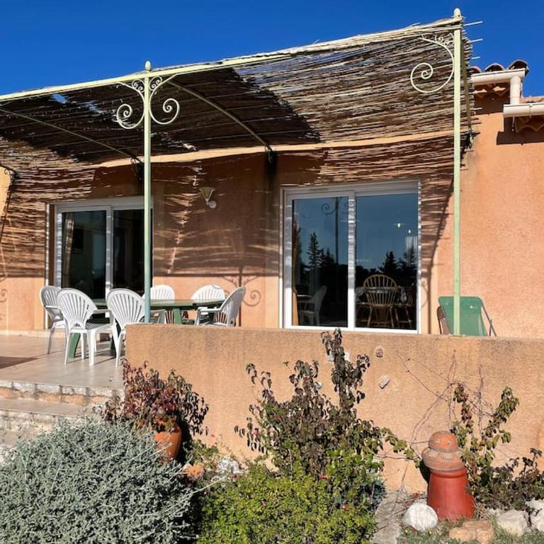 La Villa Tanamera, très jolie maison piscine, à 2 pas du centre-ville - Maison 3 Chambres - 8