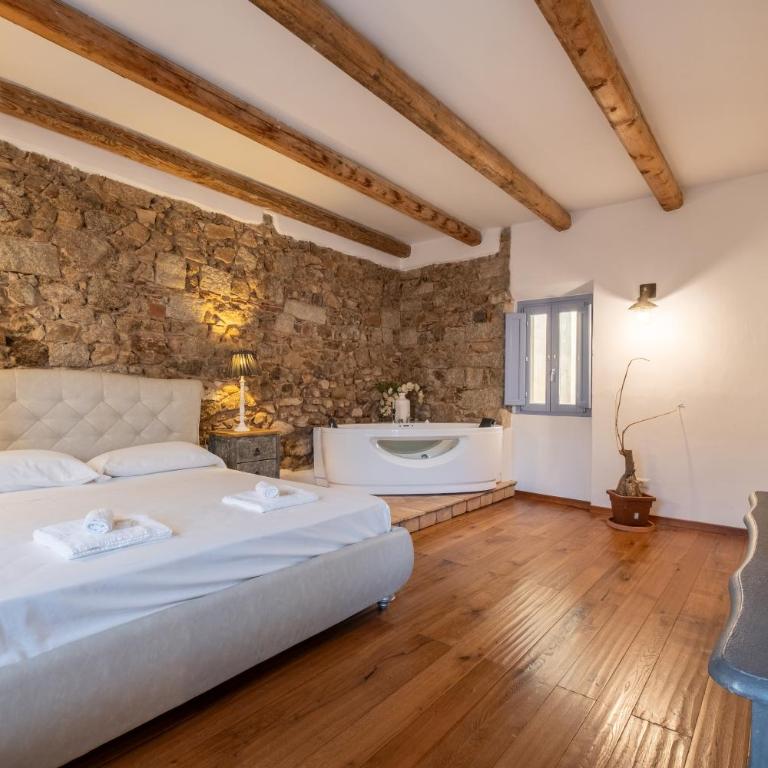 Dimoras Stone Suites - Suite King con Vasca Idromassaggio - 4