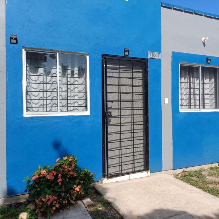 Hermosa y cómoda casita super cerca del Estadio El Kraken - Two-Bedroom House - 5