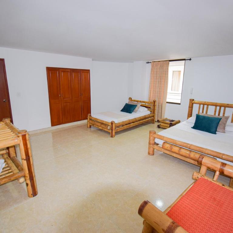 Hotel Toledo Plaza - Habitación Triple - 6