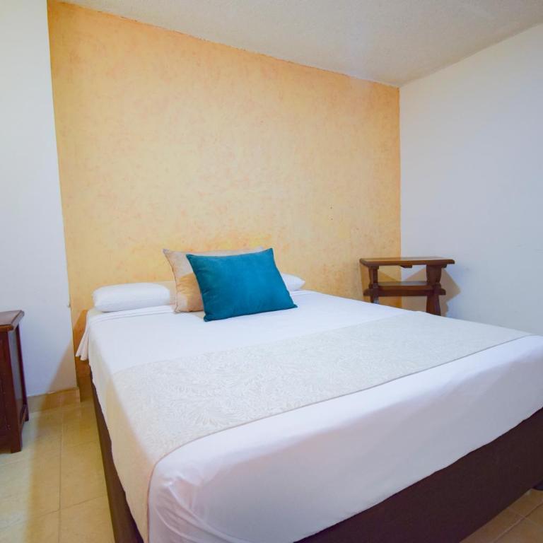 Hotel Toledo Plaza - Habitación Individual - 10