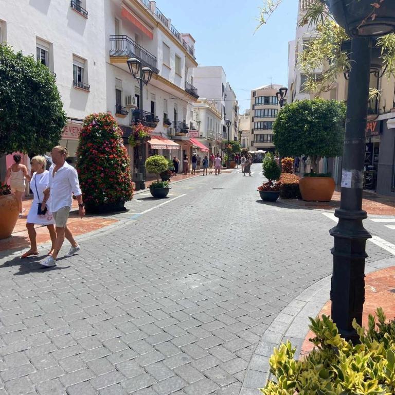 Center of Estepona Apartment - Apartamento de 3 dormitorios - 1