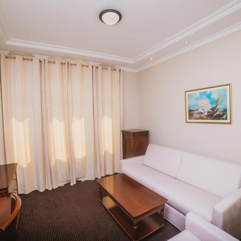 Hotel Astoria - Superior Suite - 2