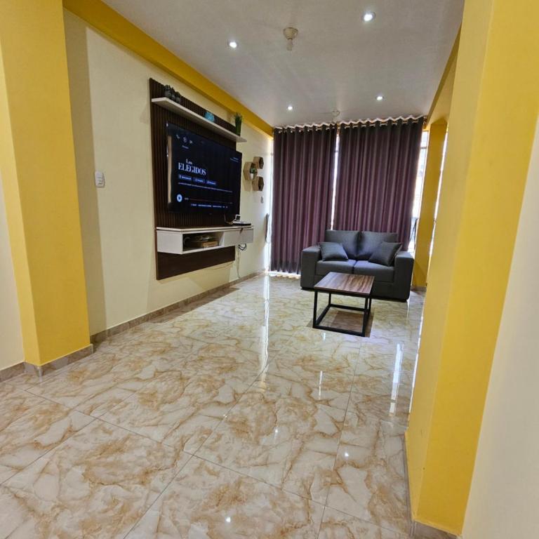 Departamento en Huanchaco Beach - Three-Bedroom Apartment - 8