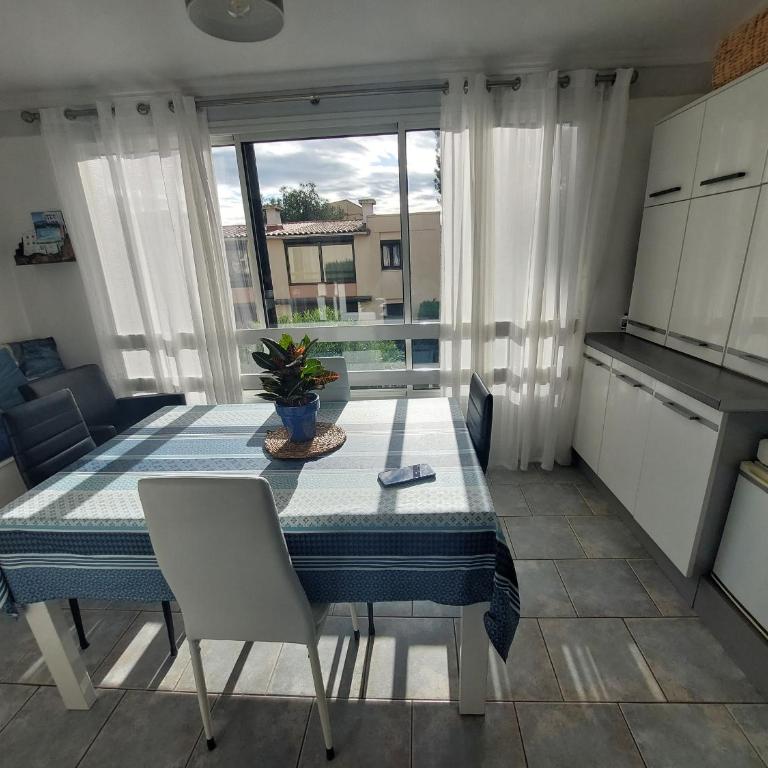 Appartement climatisé 2 pièces 4/5 pers avec piscine - FR-1-776-2 - Appartement - 1