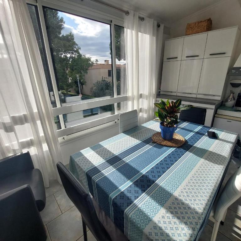Appartement climatisé 2 pièces 4/5 pers avec piscine - FR-1-776-2 - Appartement - 8