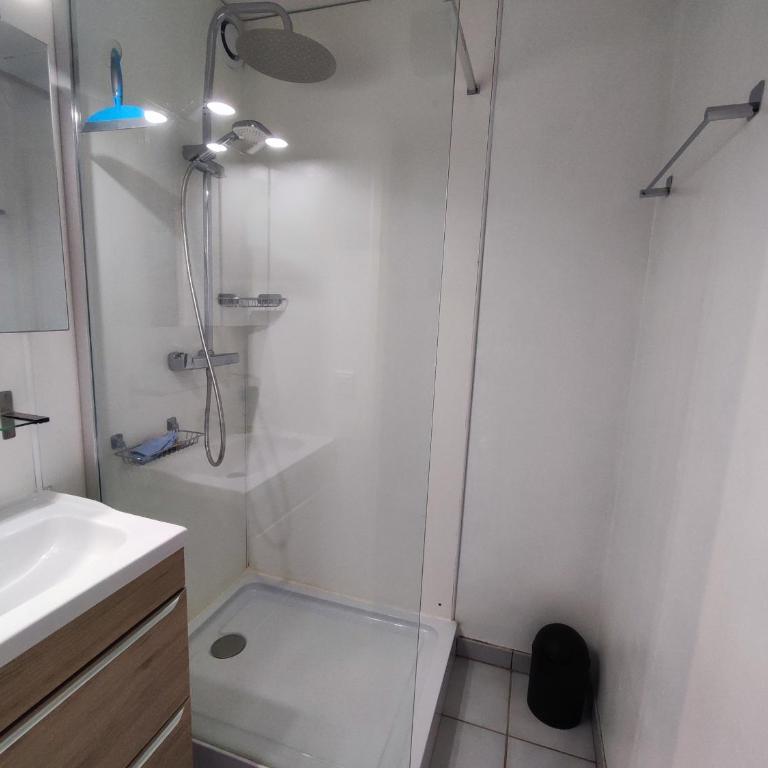 Appartement 3 pers avec piscine, terrasse et parking privé - FR-1-776-22 - Appartamento - 10