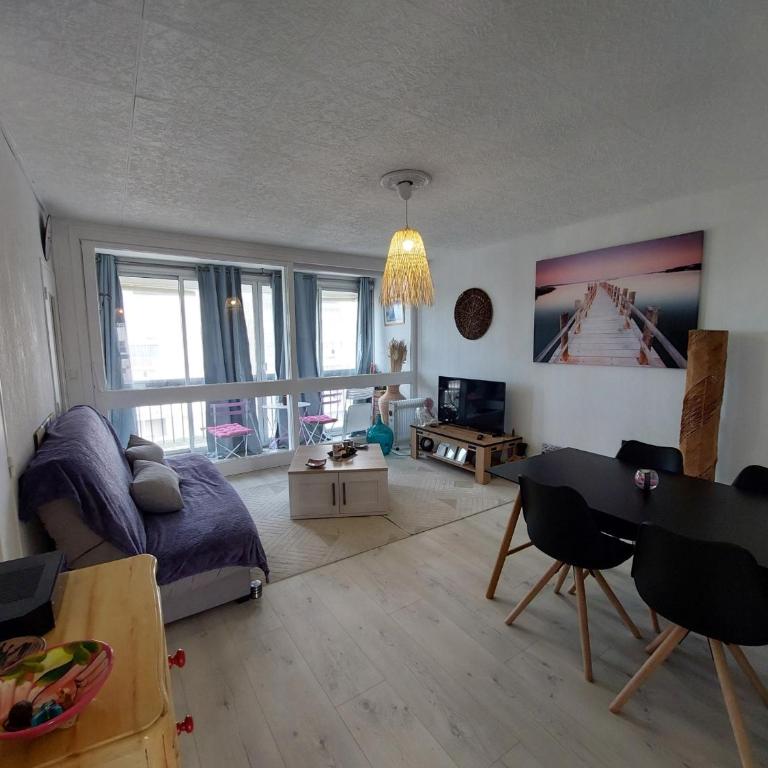 Appartement avec WIFI, climatisation et parking - 400m de la plage - FR-1-776-15 - Appartamento - 2