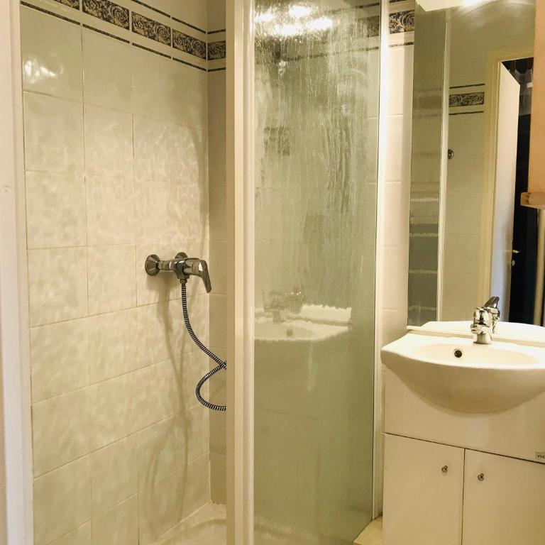 Studio Cabine à 400m Plage avec Piscine, Parking Privé, Proche Commerces à Argelès-sur-Mer - FR-1-776-16 - Appartement - 6