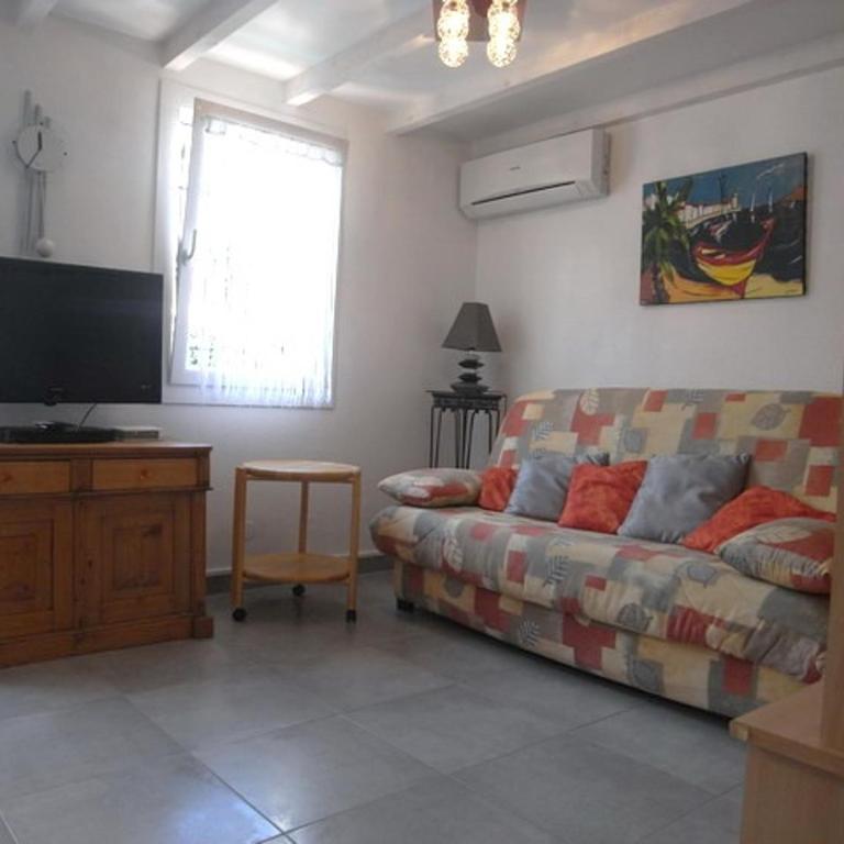 Villa climatisée 5 pers à 600m plage - Terrasse, BBQ, WIFI, animaux ok - FR-1-776-52 - Maison de Vacances - 6