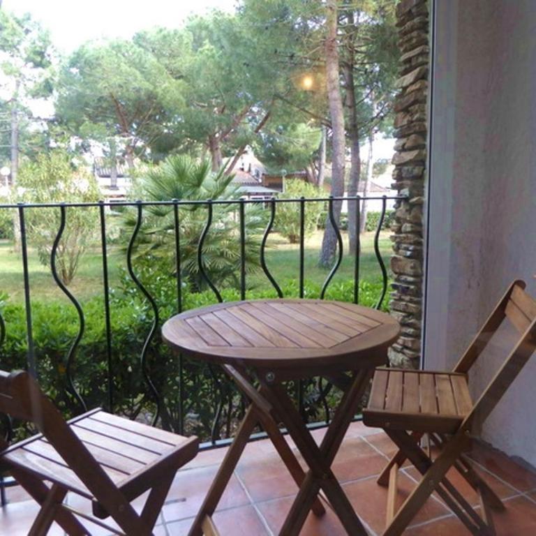 Charmant T2 rénové, proche plage et commerces, balcon, parking, accepte petits animaux - FR-1-776-56 - Studio - 1