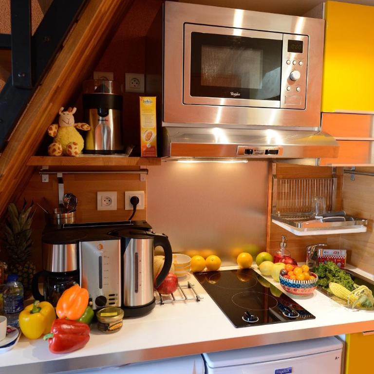 Les Patios du Marais 2 - Studio avec Lit Double en Mezzanine (3 Adultes) - E5GD Simply Orange - 3