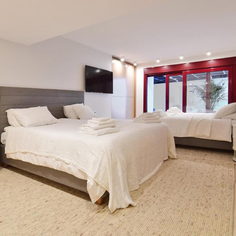 Extraordinary 7 BDRM Villa w Pool, Gym, Cinema - Apartamento - 35