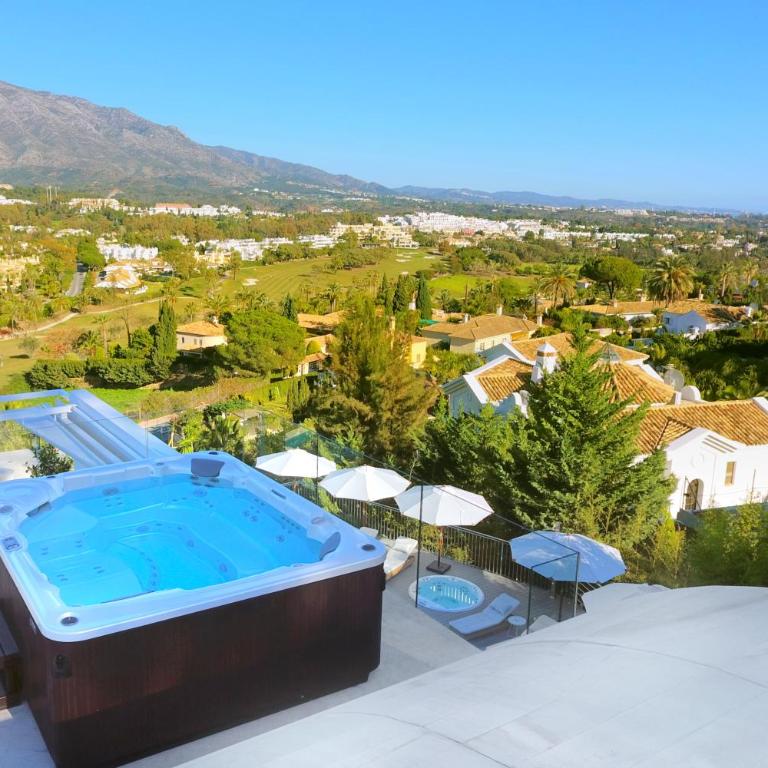 Extraordinary 7 BDRM Villa w Pool, Gym, Cinema - Apartamento - 13