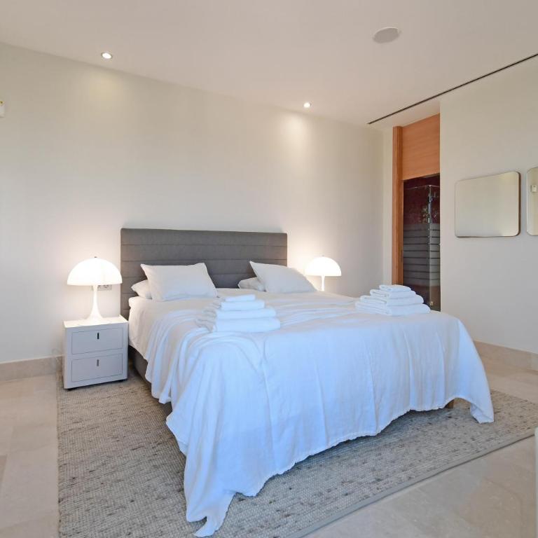 Extraordinary 7 BDRM Villa w Pool, Gym, Cinema - Apartamento - 30