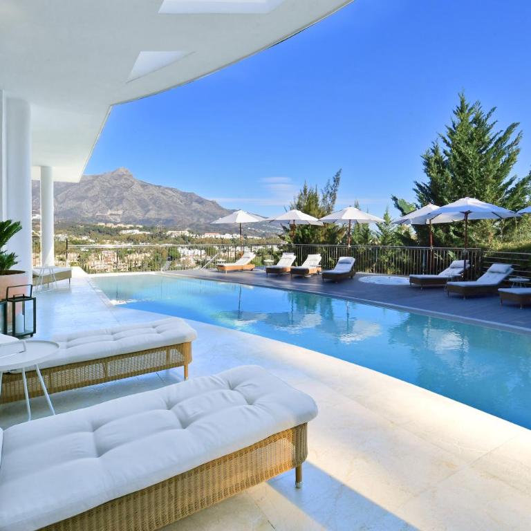 Extraordinary 7 BDRM Villa w Pool, Gym, Cinema - Apartamento - 9