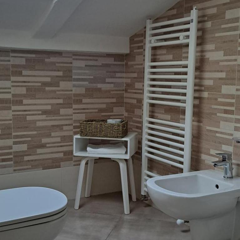 Bergamo & Dintorni - Camera Matrimoniale con Bagno Privato - 3