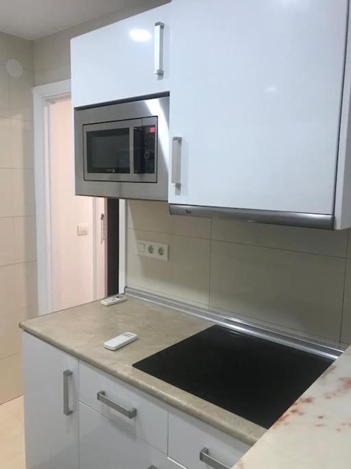 Apartamento Primera Línea Playa-YouTripMalaga - One-Bedroom Apartment - 10