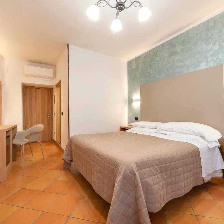 Hotel Sole - Camera Matrimoniale/Doppia con Letti Singoli - 14