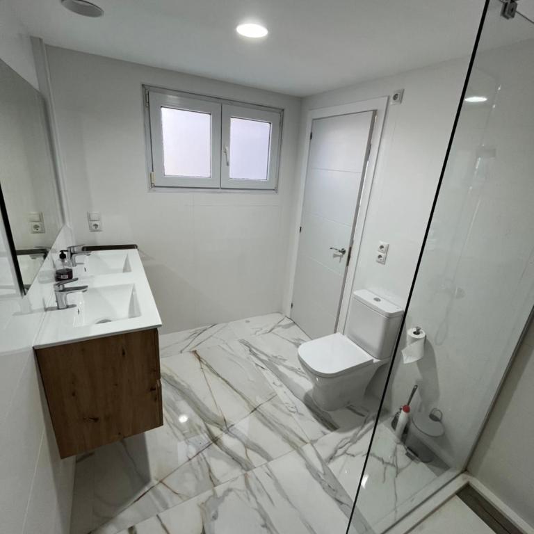 MAGNÍFICO ADOSADO CERCA DEL MAR - Maison 4 Chambres - 2