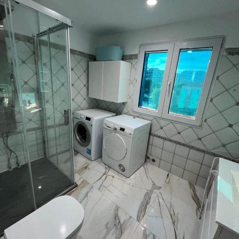 MAGNÍFICO ADOSADO CERCA DEL MAR - Maison 4 Chambres - 31