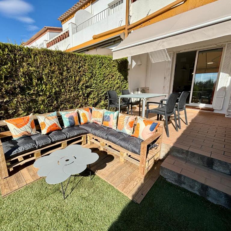 Casas Plus Costa Brava - Two-Bedroom Townhouse - 1