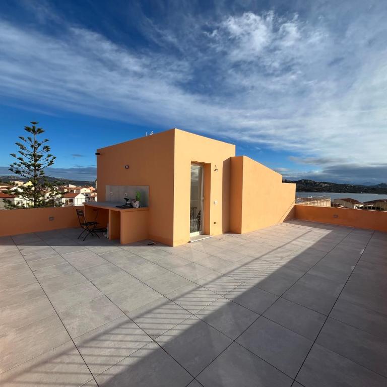 La Terrasse - Appartamento L'Orso, Terazzo vista mare - Appartamento con 2 Camere da Letto - 3