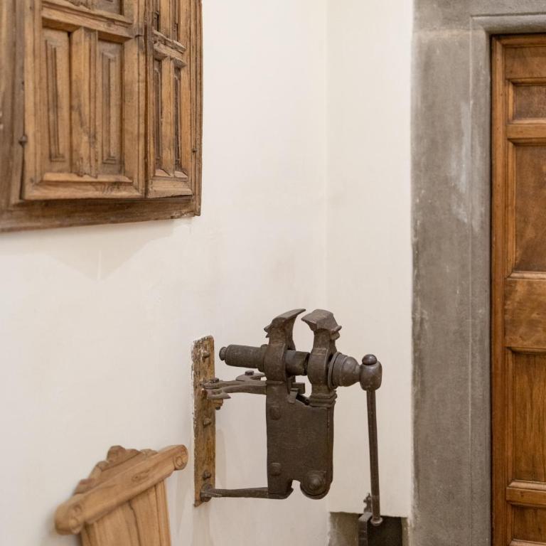 Old Bridge large and unique artful apartment with elevator - Appartamento con 3 Camere da Letto - 69
