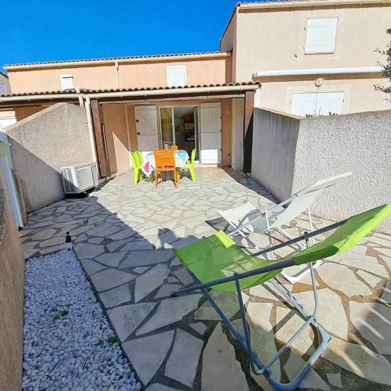 Maison mitoyenne climatisée avec terrasse et piscine à Marseillan - FR-1-326-474 - Maison de Vacances - 2