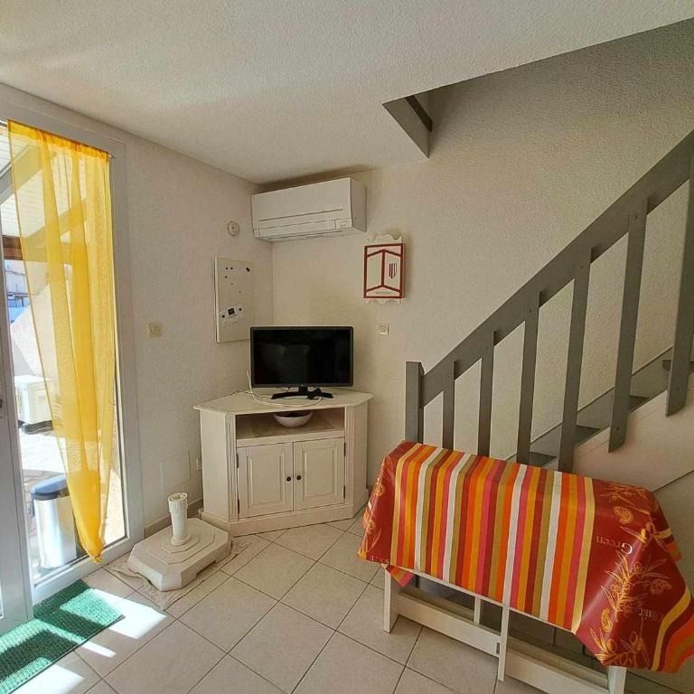 Maison mitoyenne climatisée avec terrasse et piscine à Marseillan - FR-1-326-474 - Maison de Vacances - 7