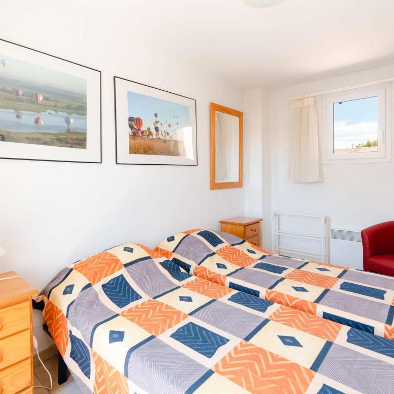 Pavillon 5 pièces avec piscine, terrasse et WIFI - 8 pers, Narbonne-Plage - FR-1-409-28 - Villa - 13