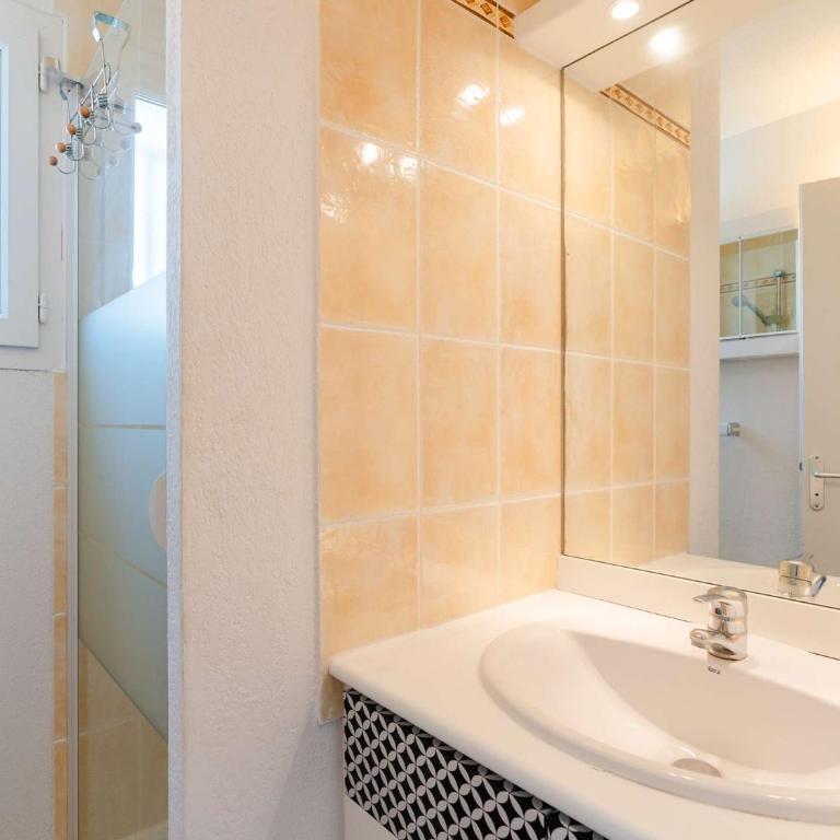 Pavillon 5 pièces avec piscine, terrasse et WIFI - 8 pers, Narbonne-Plage - FR-1-409-28 - Villa - 14