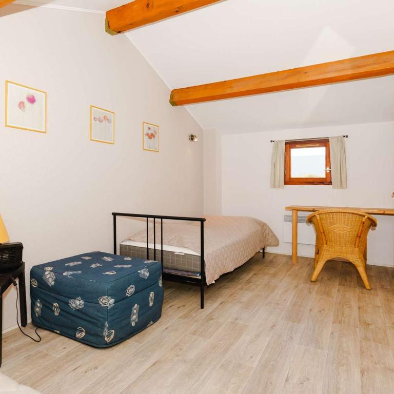 Villa climatisée 3 pièces pour 4 pers., avec WIFI, parking et piscine - Proche plage - FR-1-409-93 - Villa - 6