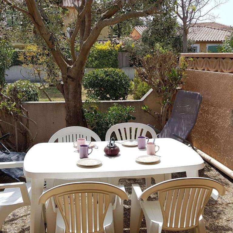 Pavillon 2 pièces avec mezzanine, animaux et parking, proche plage - Villa 1 Chambre - 10
