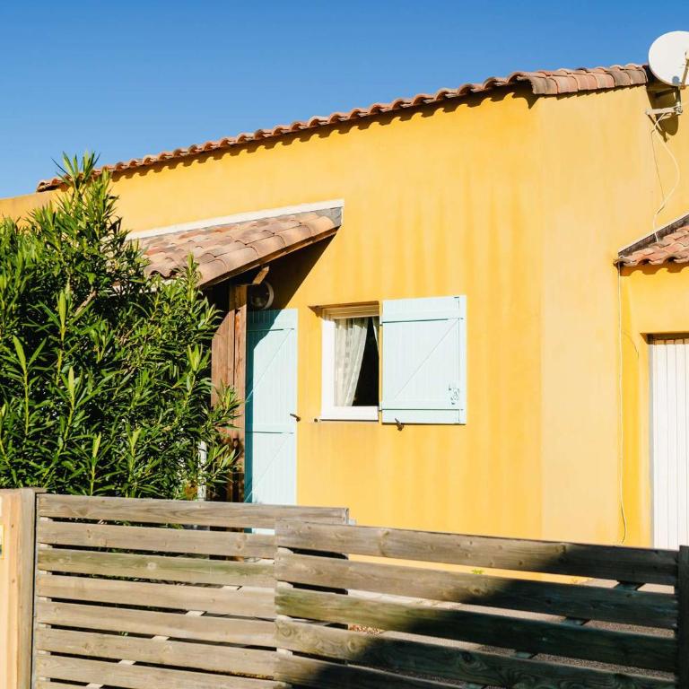 Pavillon 4 pièces avec garage, terrasse, et tout confort à Narbonne-Plage, 5 couchages - Villa 3 Chambres - 5