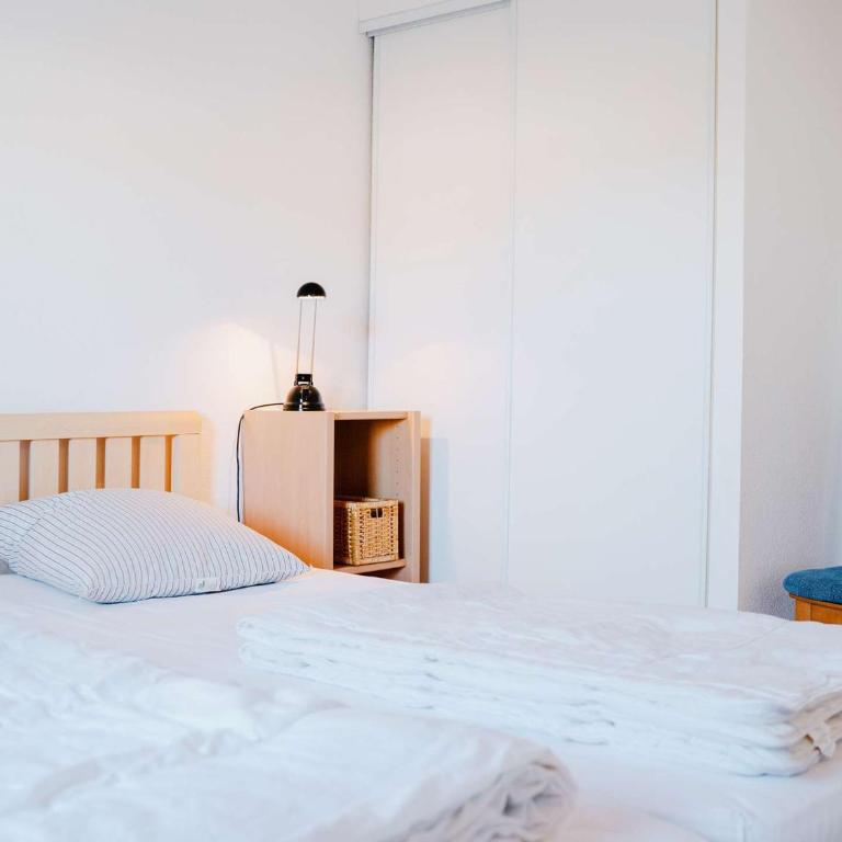 Pavillon 4 pièces avec garage, terrasse, et tout confort à Narbonne-Plage, 5 couchages - Villa 3 Chambres - 13