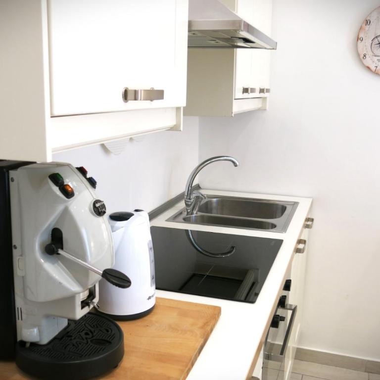 Chiaia Chic House - Appartamento con 1 Camera da Letto - 15