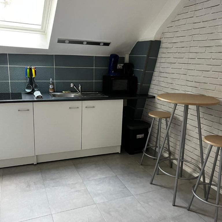 T2 proche du château de Blois - One-Bedroom Apartment - 5