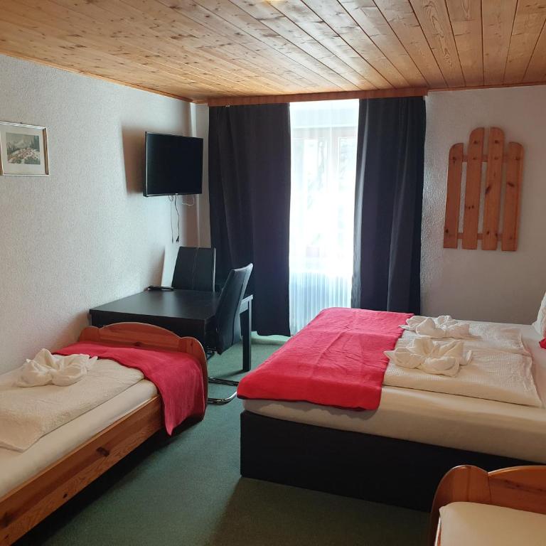 Weisses Rössel-Cavallo Bianco - Triple Room with Mountain View - 3