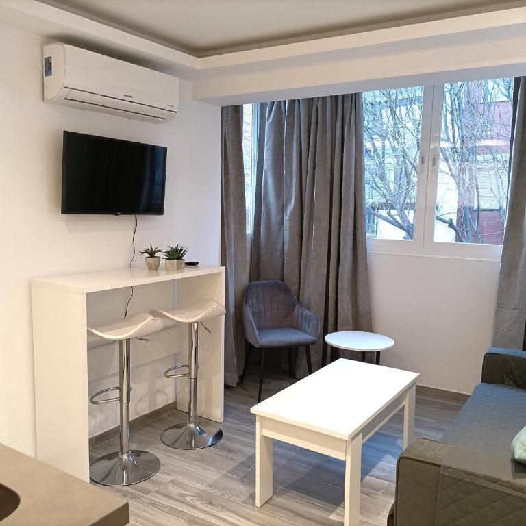 Apartments Old Town Marbella - Peñuelas 20 - One-Bedroom Apartment - 1