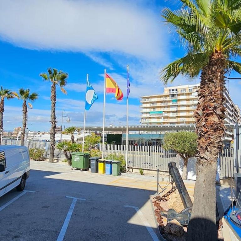 El Principe. Widok na morze. Garaż. Plaża 10 m - Apartamento de 3 dormitorios - 51