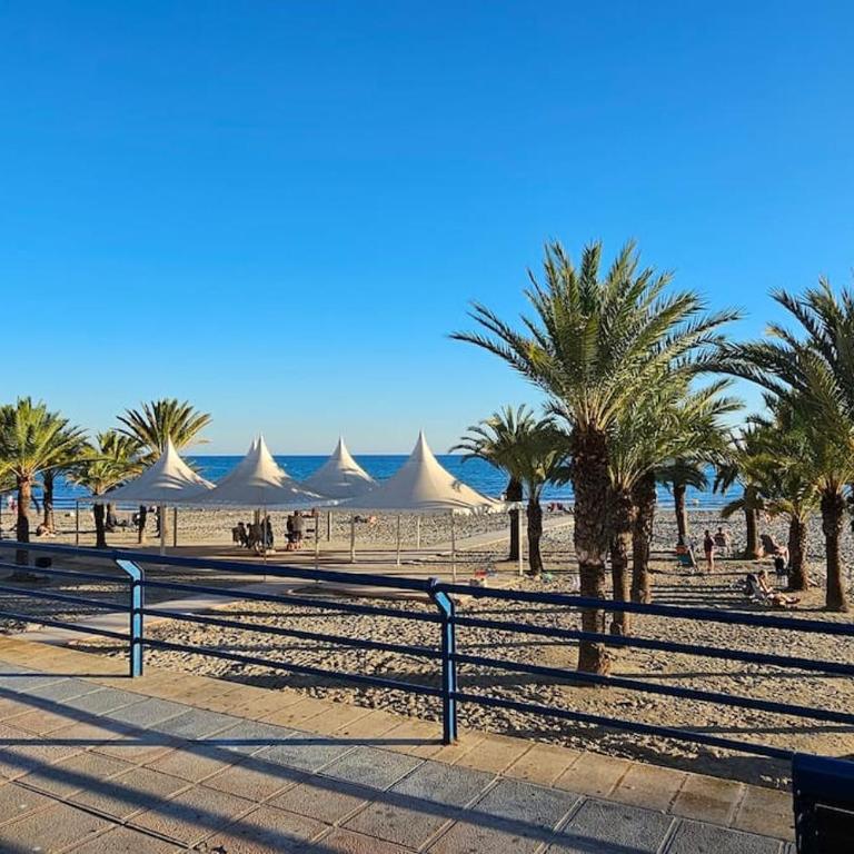El Principe. Widok na morze. Garaż. Plaża 10 m - Apartamento de 3 dormitorios - 53