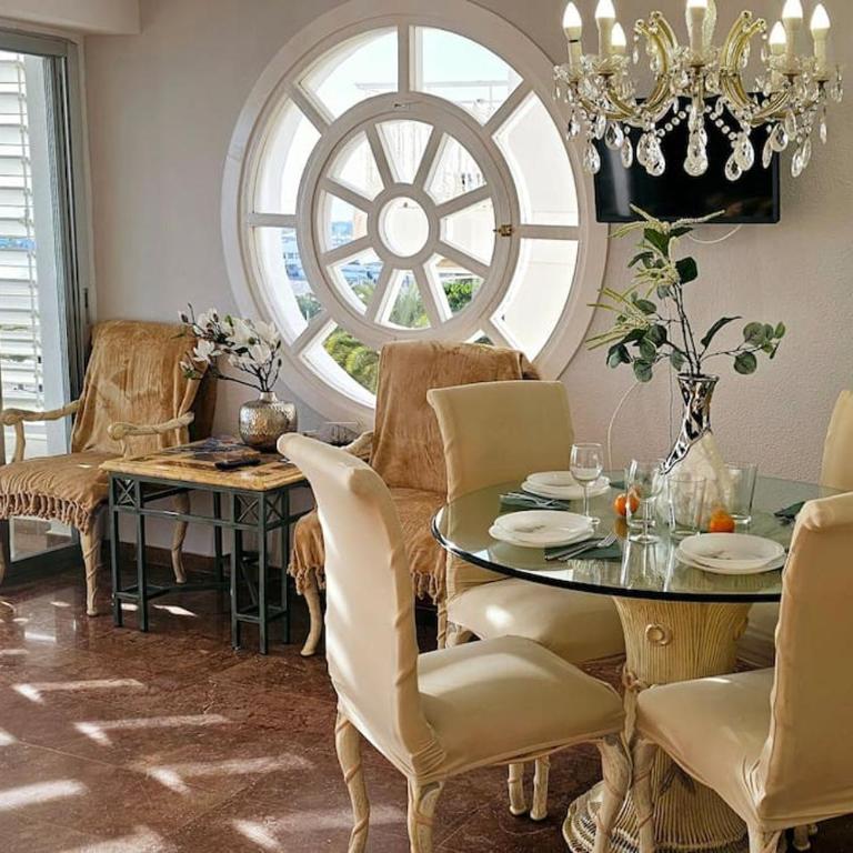 El Principe. Widok na morze. Garaż. Plaża 10 m - Apartamento de 3 dormitorios - 16