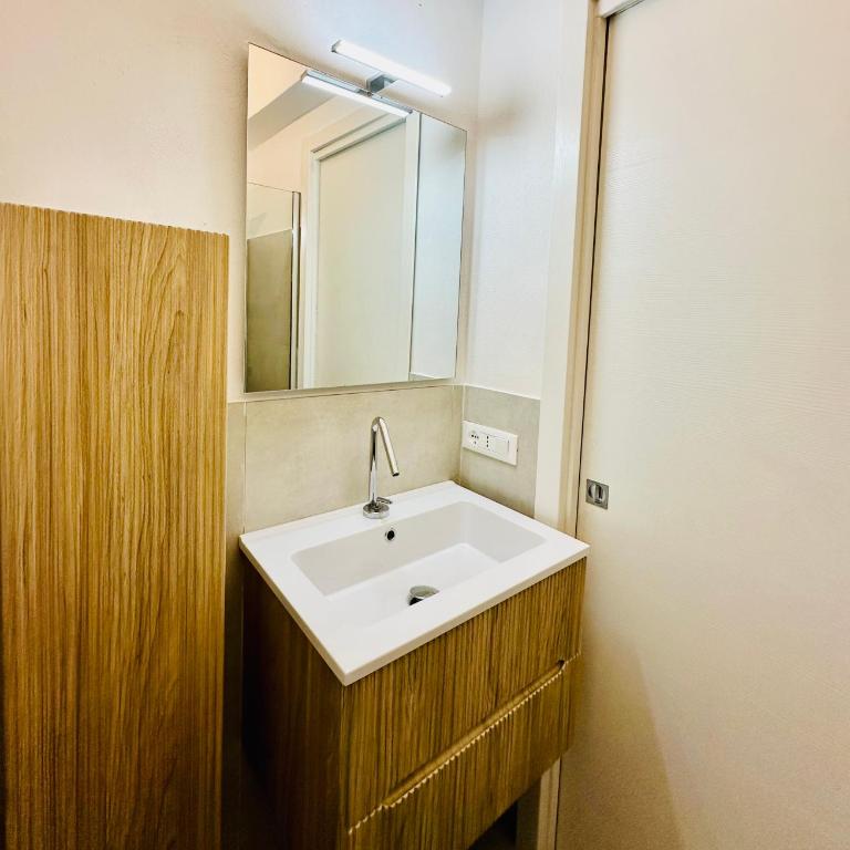 Frontemare Apartaments - One-Bedroom Apartment - 2