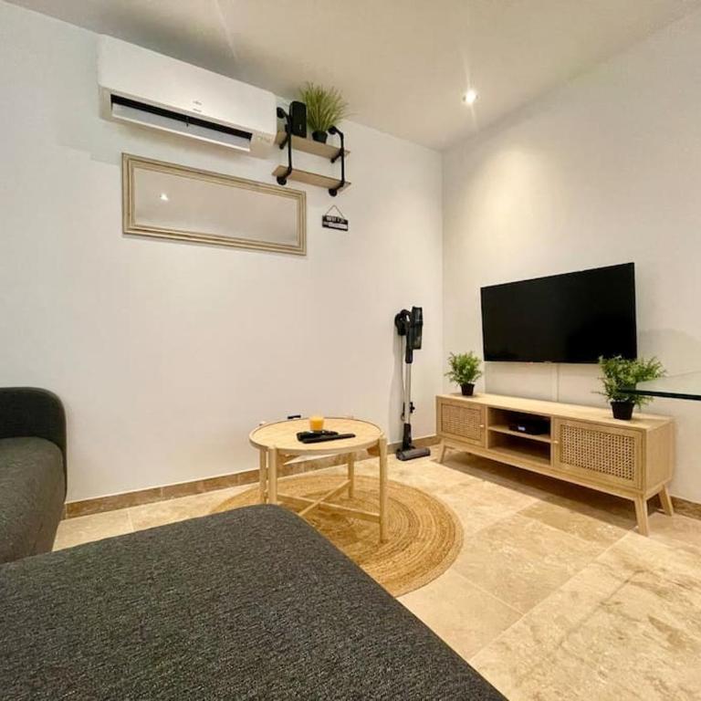 Le Saint-Jean - Cœur de La Cité Médiévale - Apartment mit 1 Schlafzimmer - 27